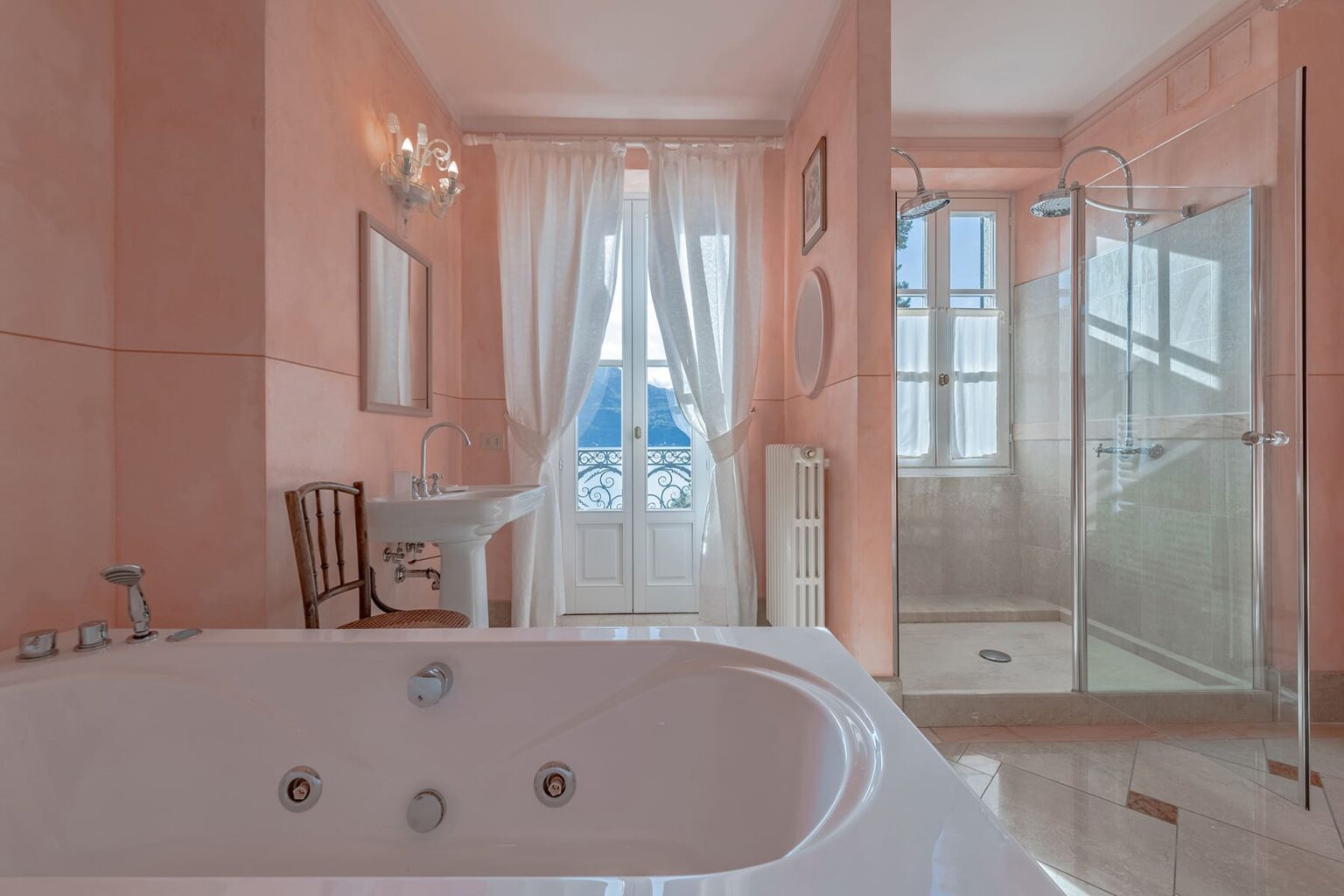 San Siro Prestigious Mansion | Lake Como image 19 | Only on SopranoVillas
