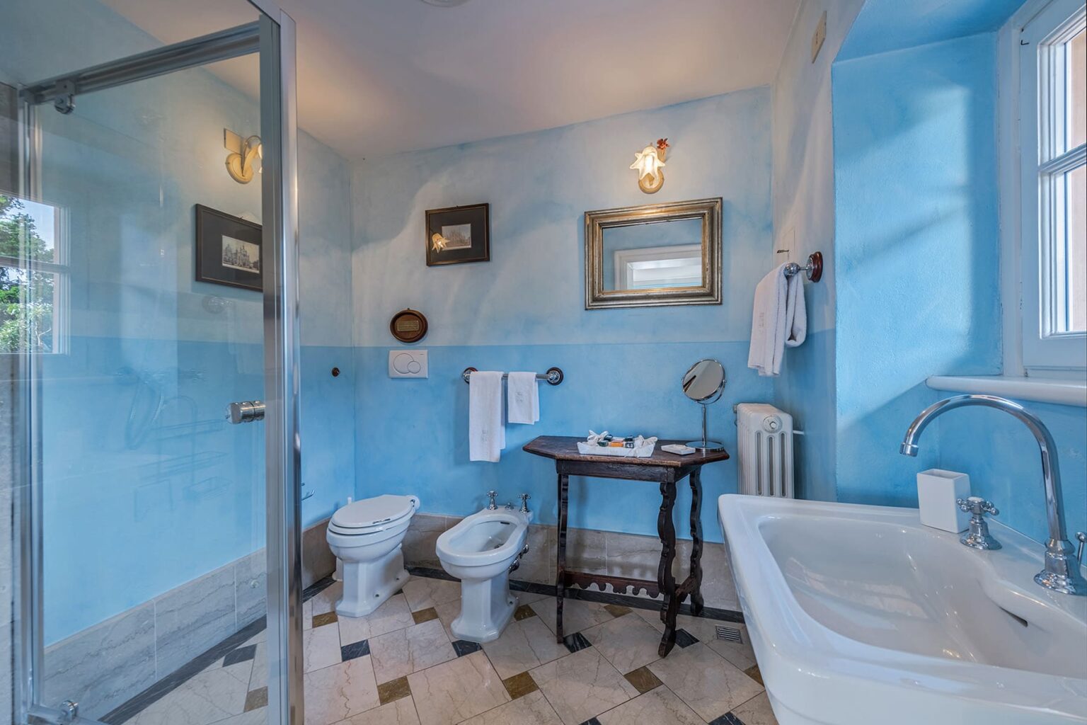 San Siro Prestigious Mansion | Lake Como image 45 | Only on SopranoVillas