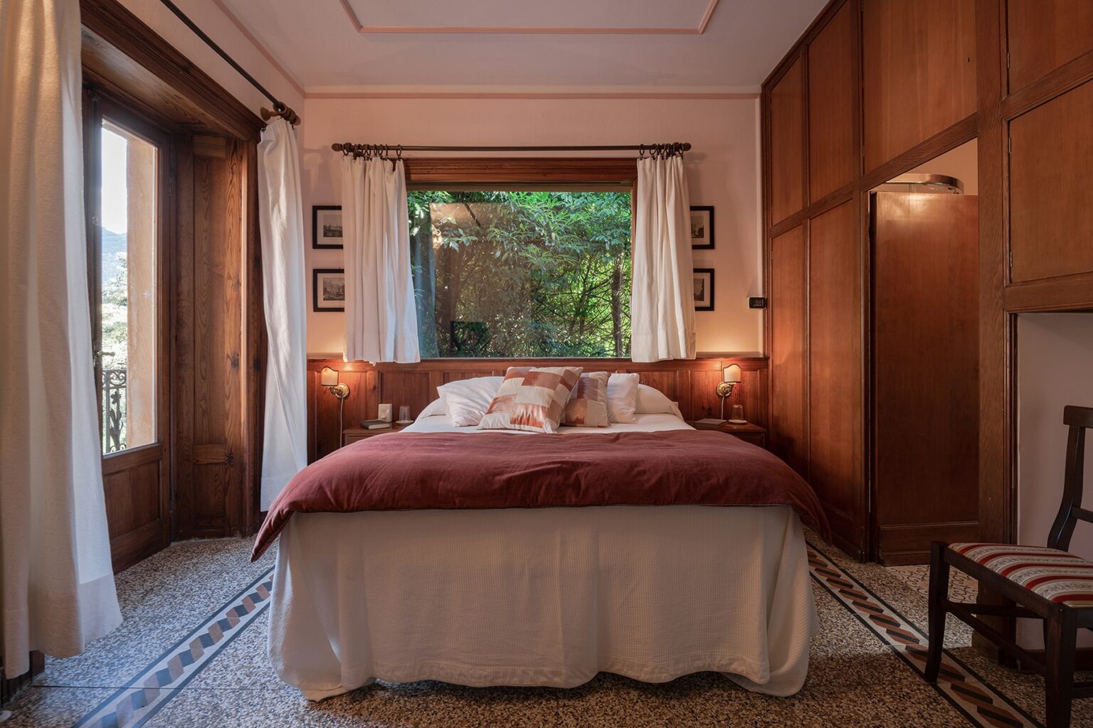 San Siro Prestigious Mansion | Lake Como image 10 | Only on SopranoVillas