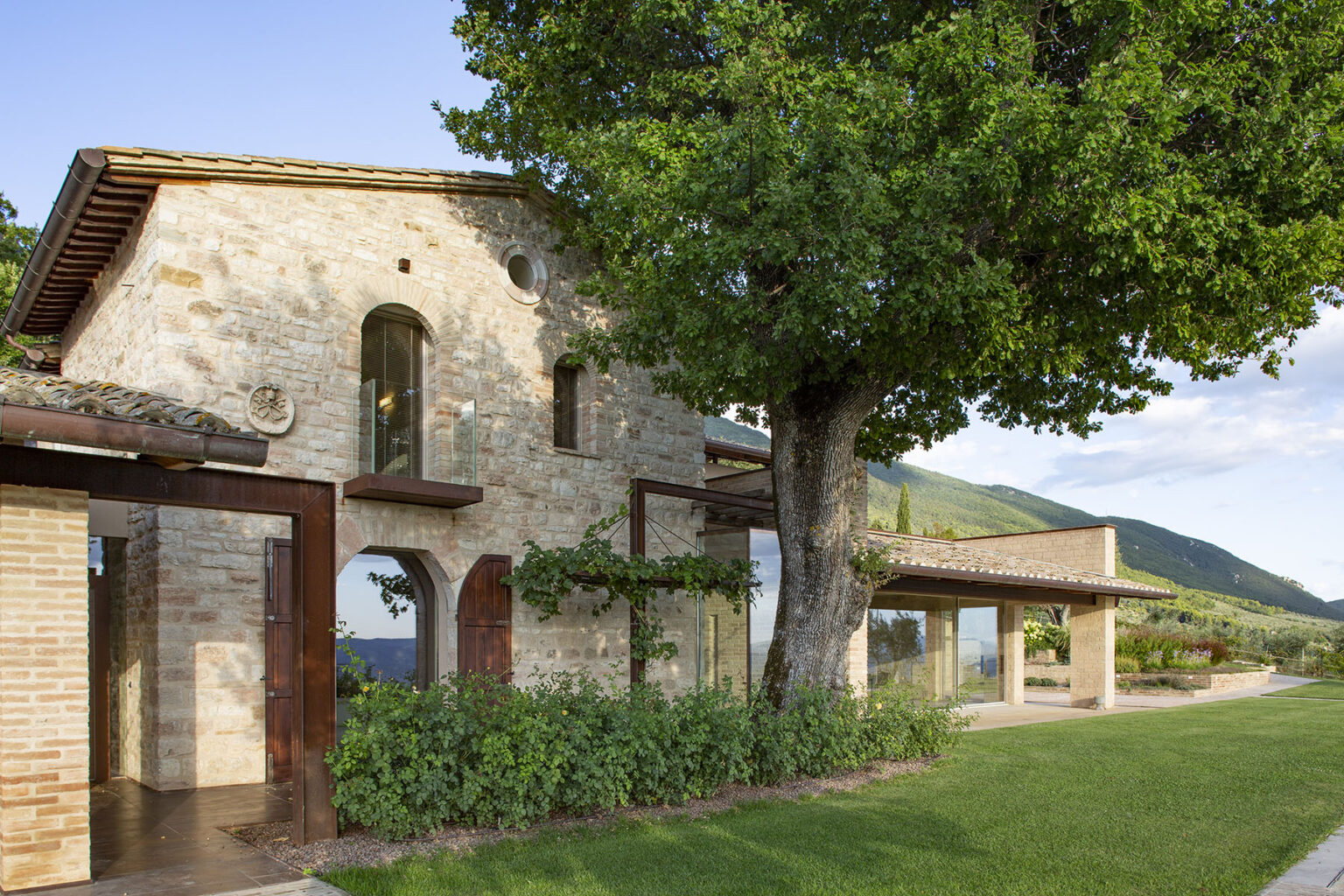 Assisi Design Villa | Umbria image 6 | Only on SopranoVillas