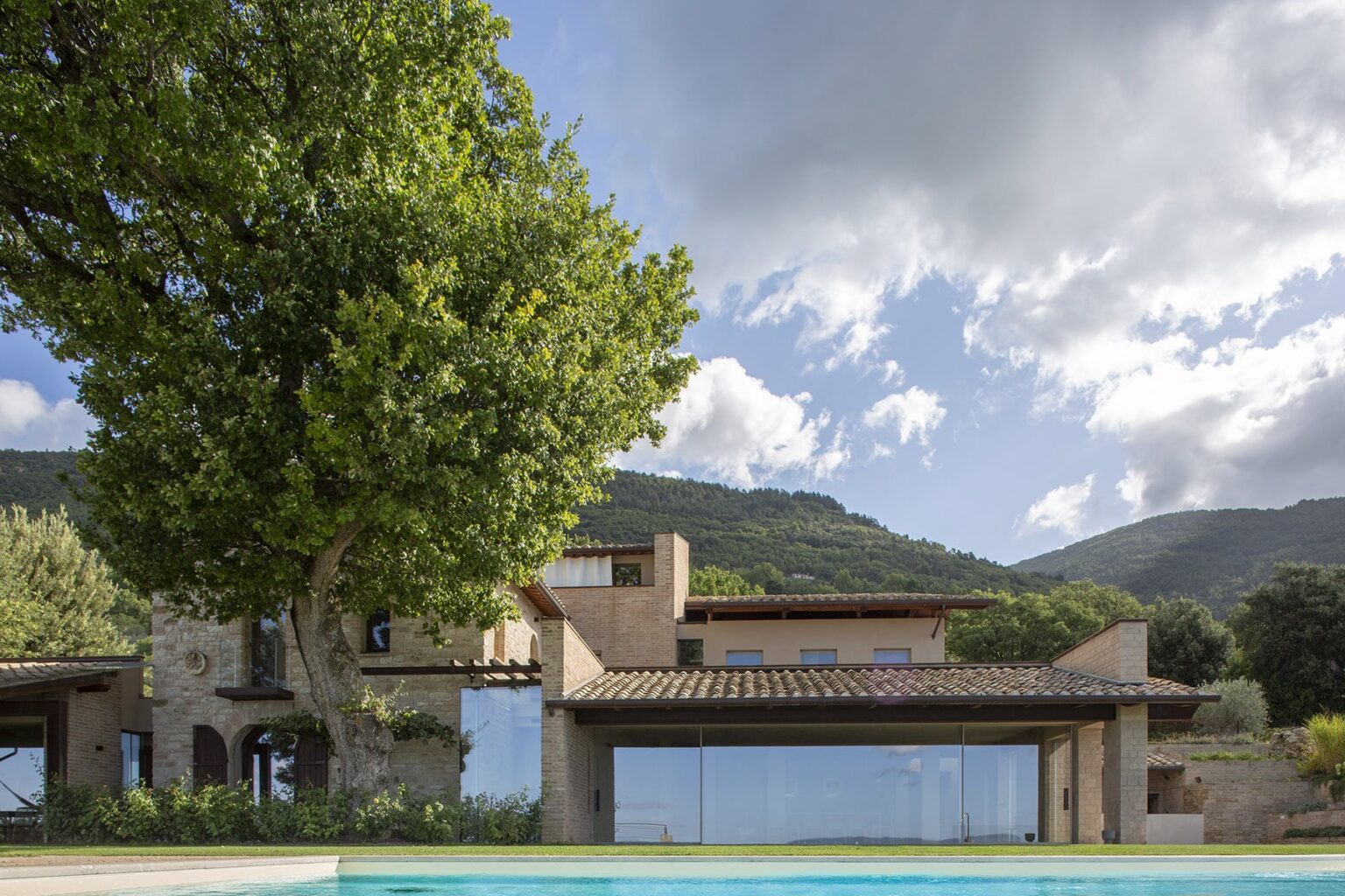 Assisi Design Villa | Umbria image 4 | Only on SopranoVillas