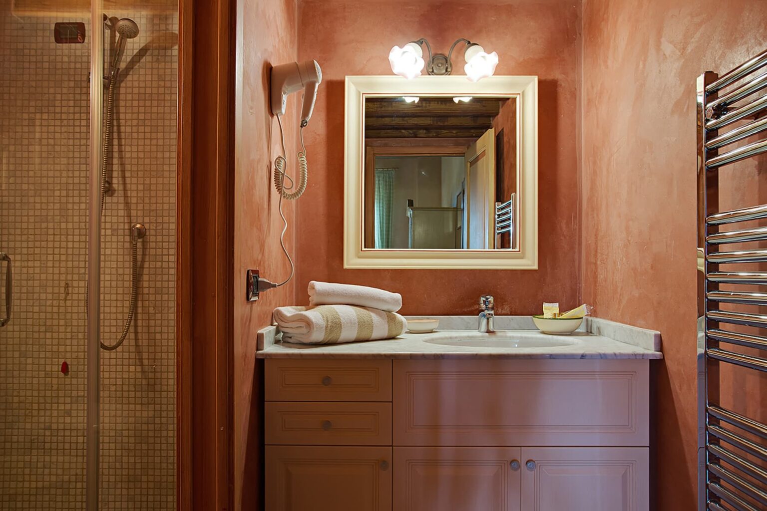 Chianti Villa with Spa | Tuscany image 32 | Only on SopranoVillas