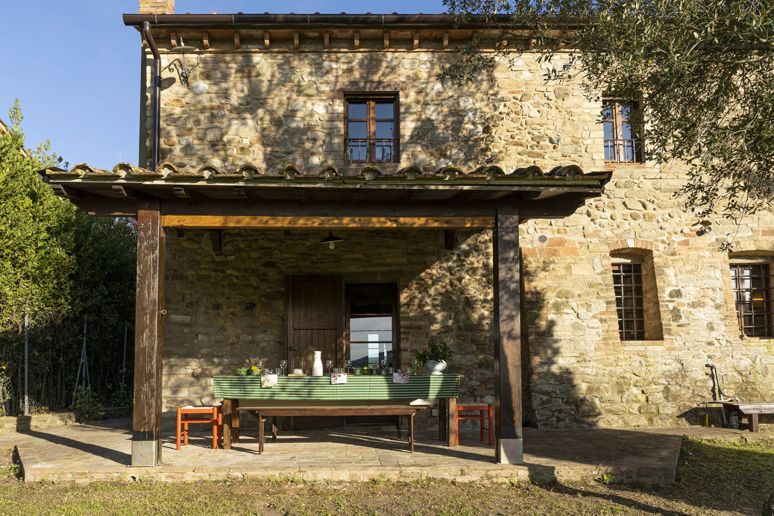 Chianti Enchanting Farmhouse | Tuscany image 2 | Only on SopranoVillas