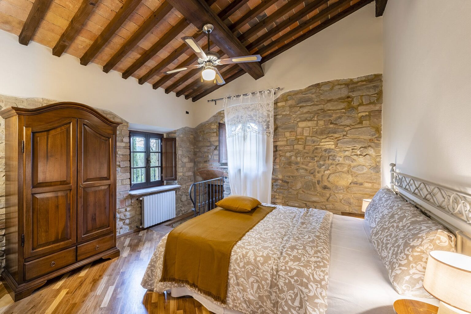 Chianti Enchanting Farmhouse | Tuscany image 23 | Only on SopranoVillas