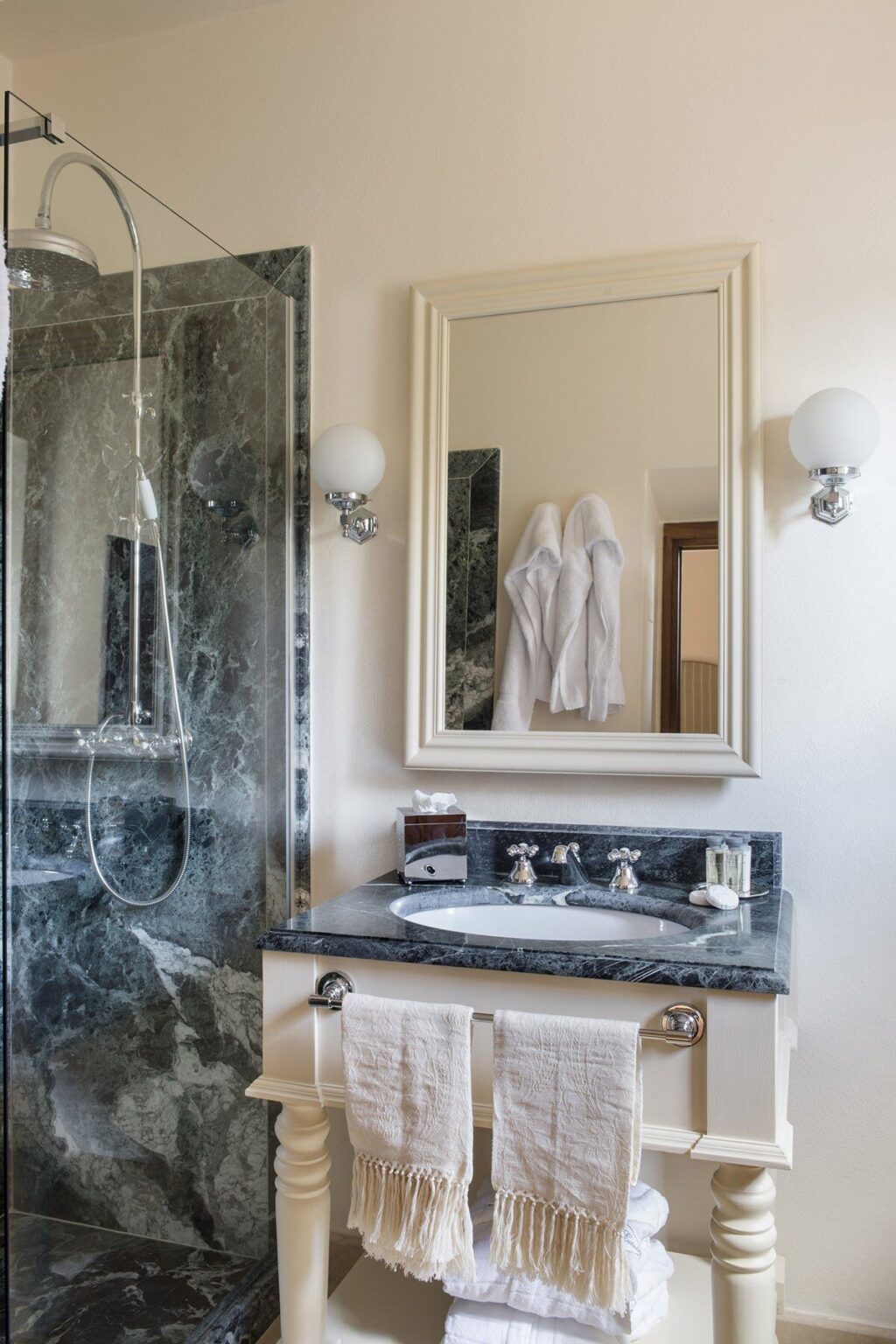 Reggello Manor House  | Tuscany image 28 | Only on SopranoVillas