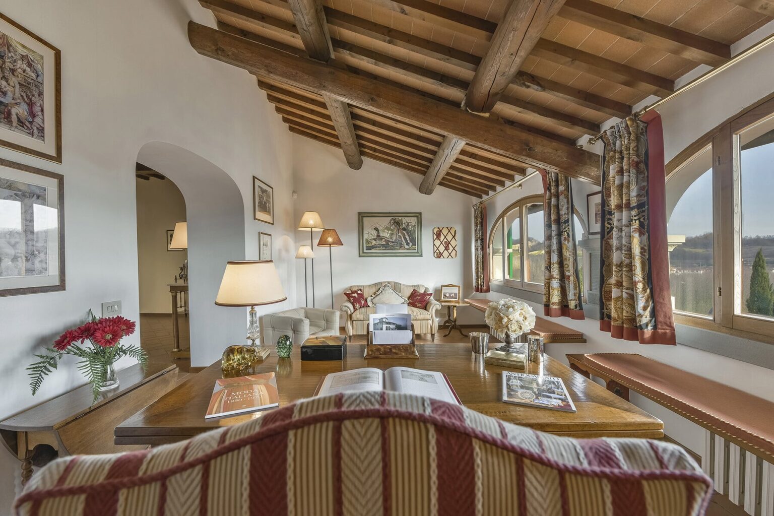 Valdarno Elegant Farmhouse | Tuscany image 3 | Only on SopranoVillas