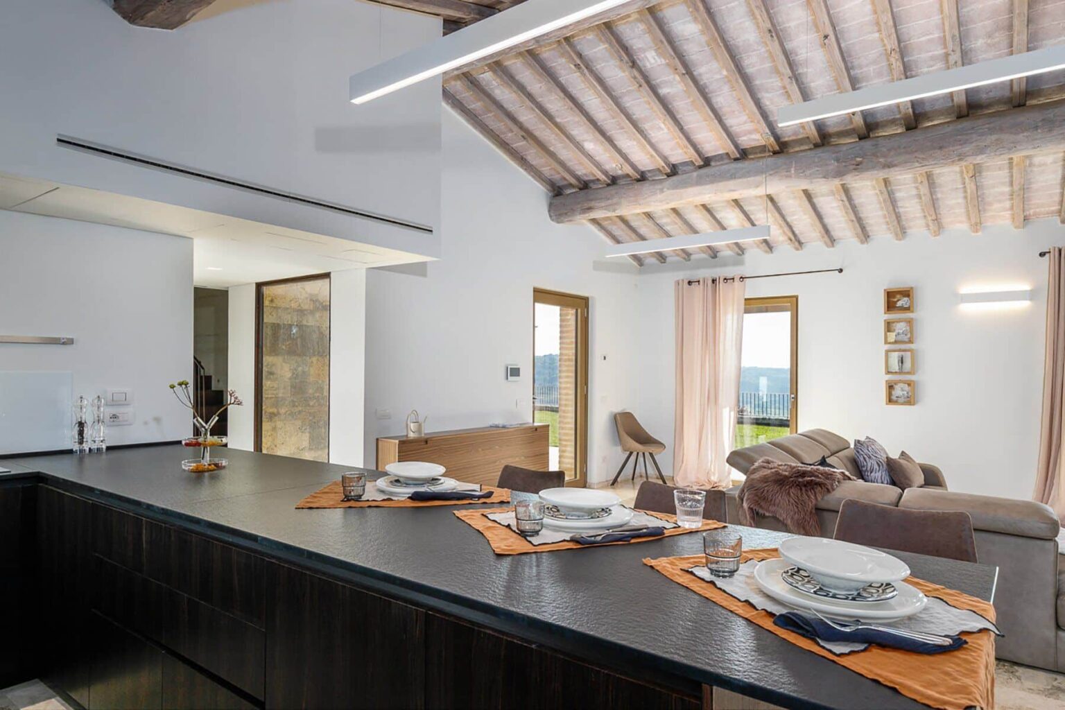 Volterra Design Villa | Tuscany image 22 | Only on SopranoVillas