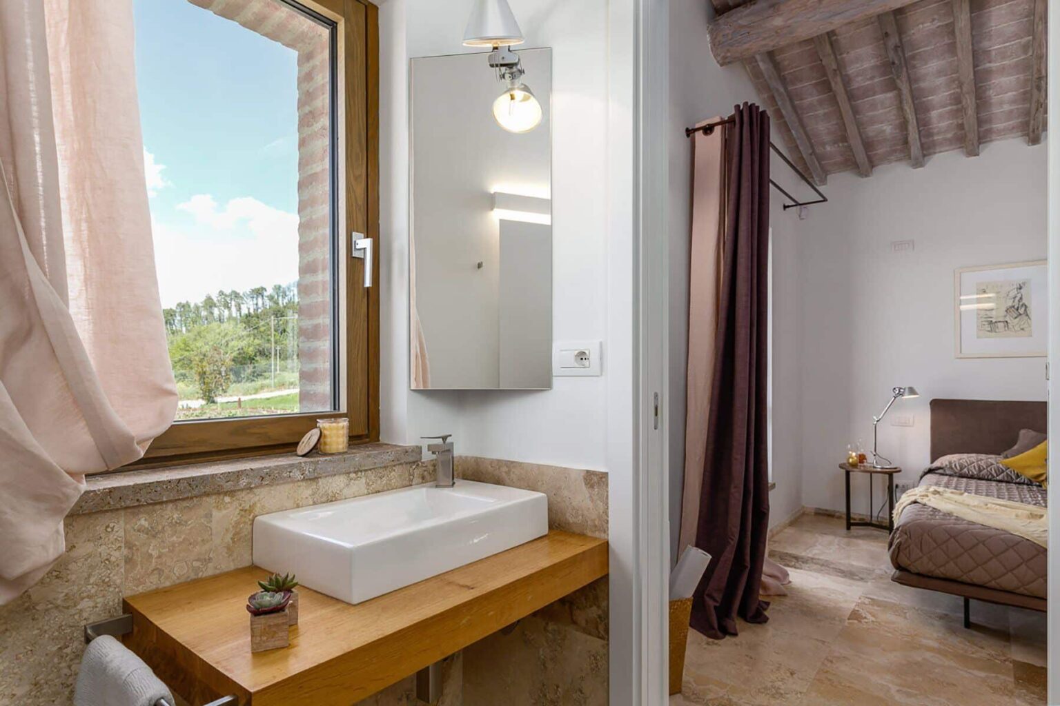 Volterra Design Villa | Tuscany image 41 | Only on SopranoVillas