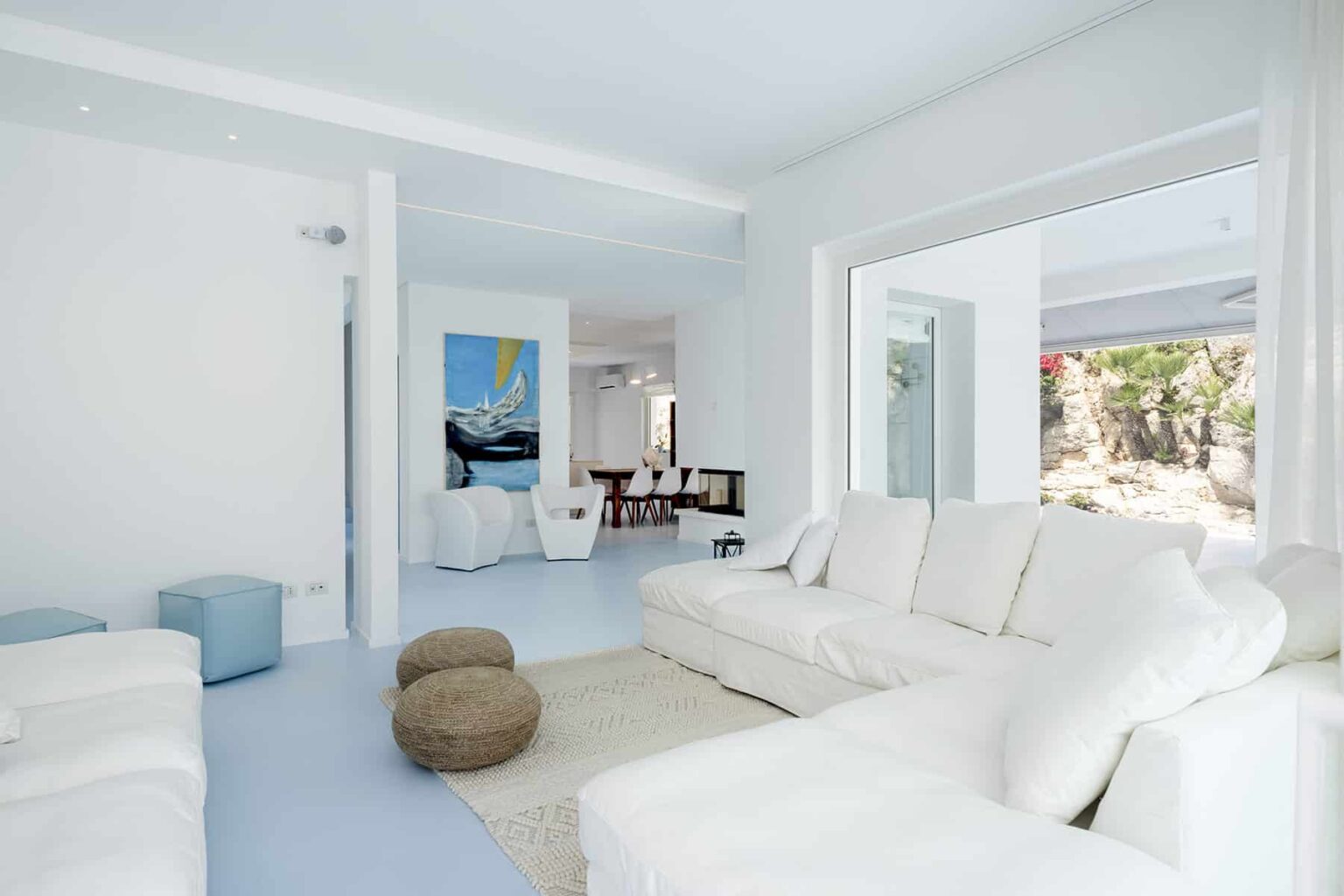 Syracuse Luxury Seafront Villa | Sicily image 9 | Only on SopranoVillas