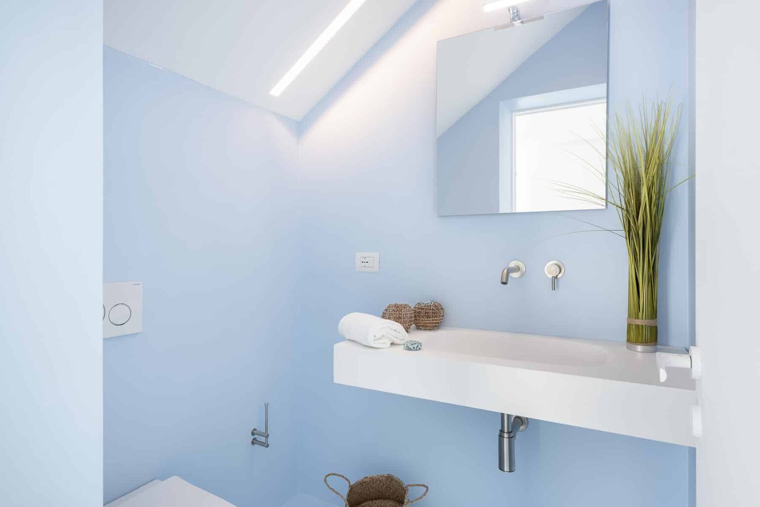 Syracuse Luxury Seafront Villa | Sicily image 37 | Only on SopranoVillas