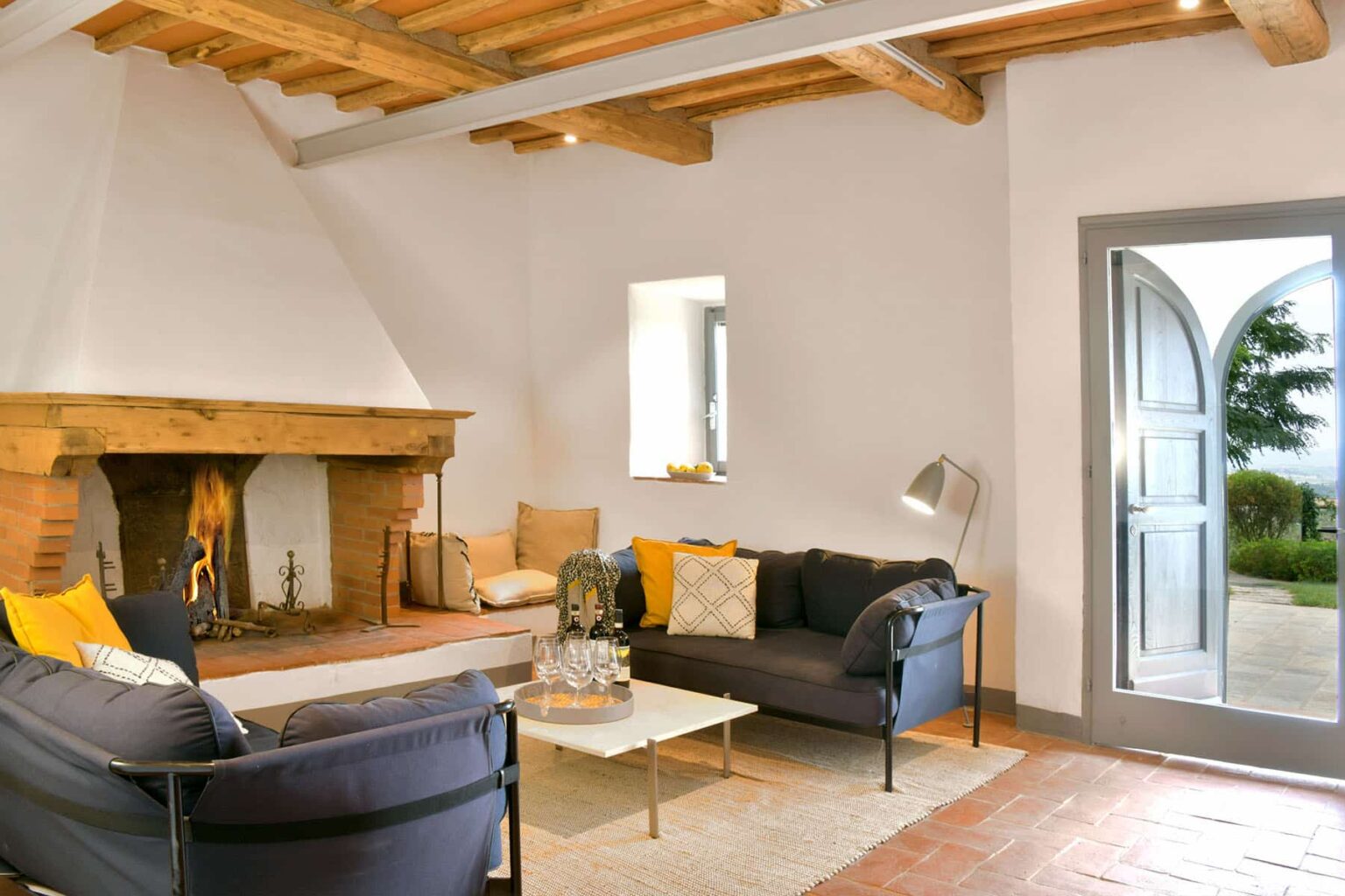 Chianti Large Villa | Tuscany image 10 | Only on SopranoVillas