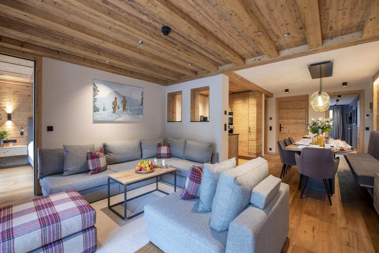 Lech Chalet Design Apartment | Austrian Alps image 3 | Only on SopranoVillas