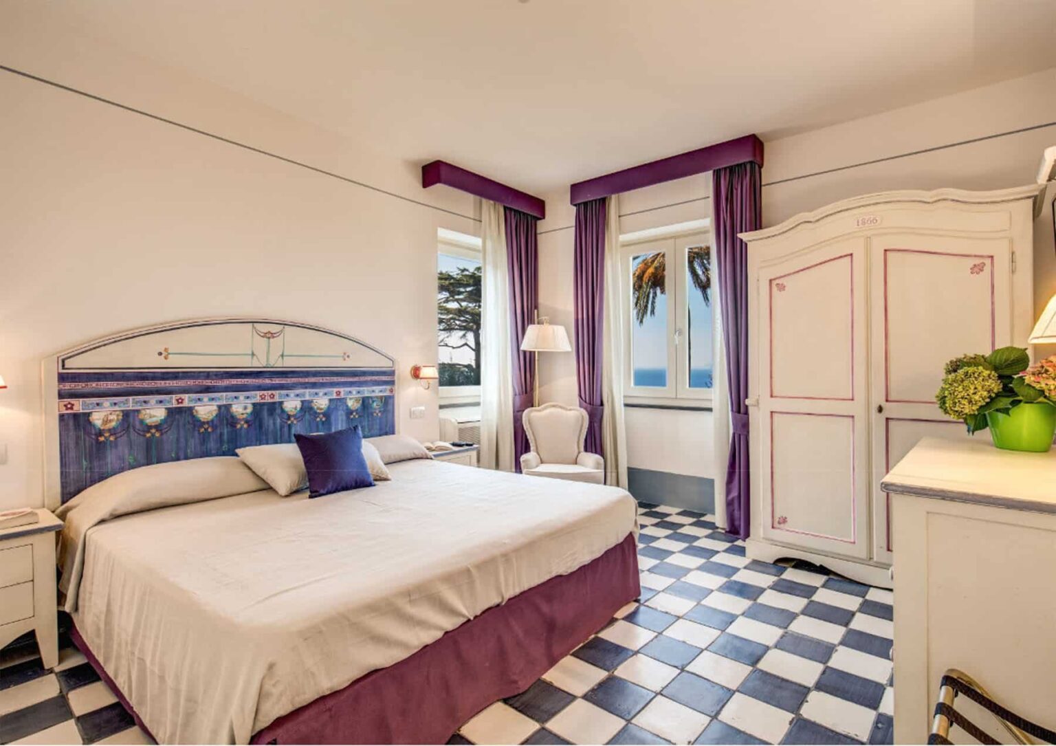 Sorrento Grand Mansion | Amalfi Coast image 19 | Only on SopranoVillas
