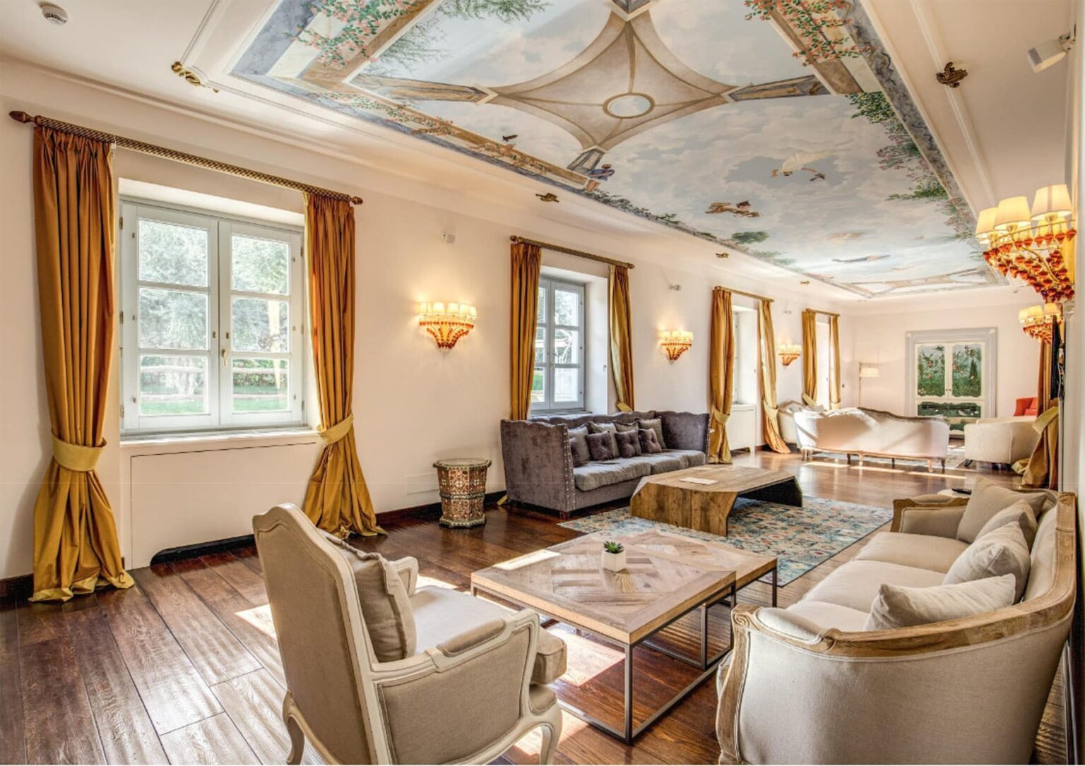 Sorrento Grand Mansion | Amalfi Coast image 9 | Only on SopranoVillas