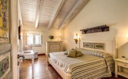  | Only on SopranoVillas