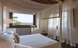  | Only on SopranoVillas