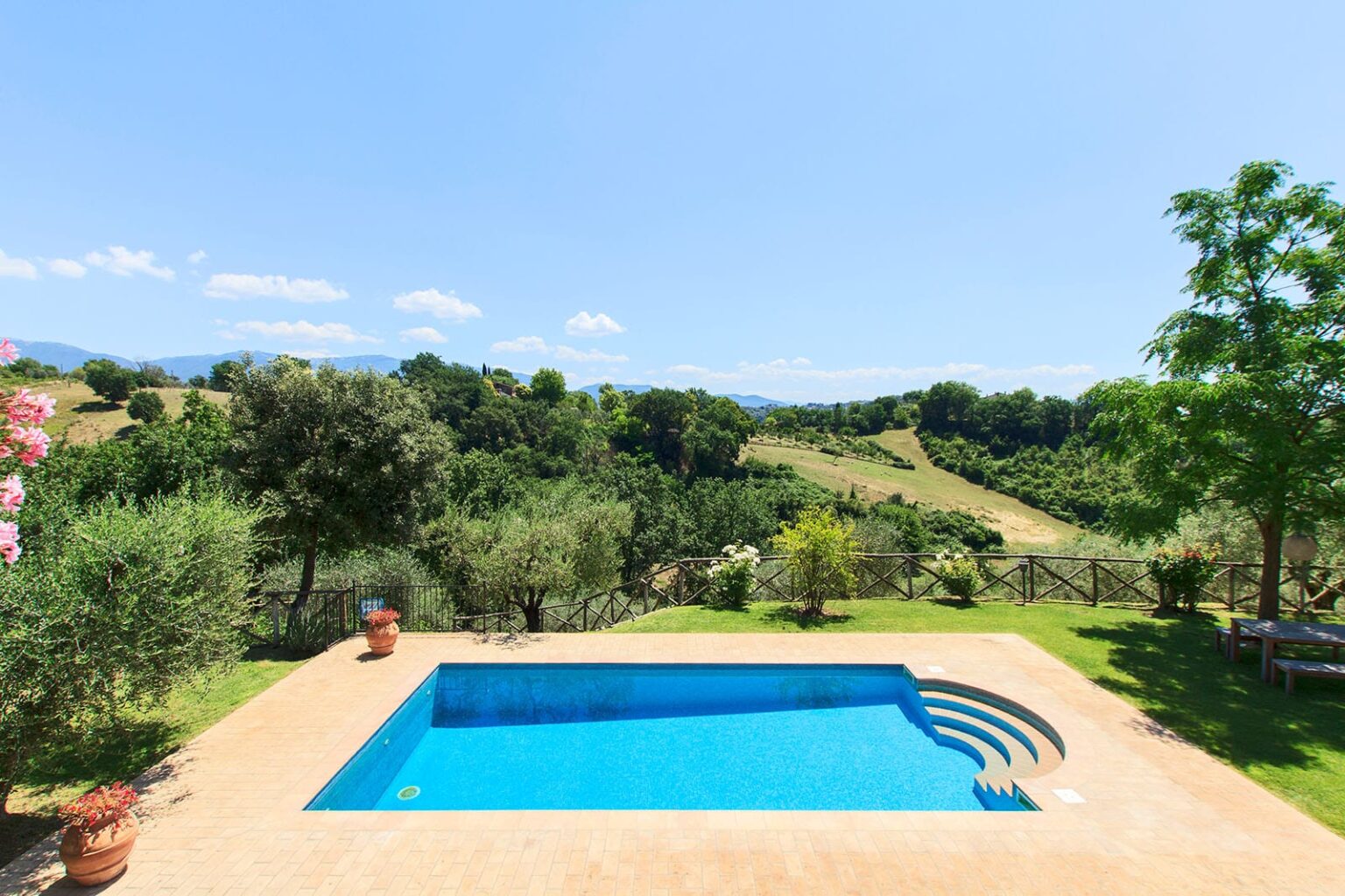 Sabina Romantic Villa | Lazio image 2 | Only on SopranoVillas