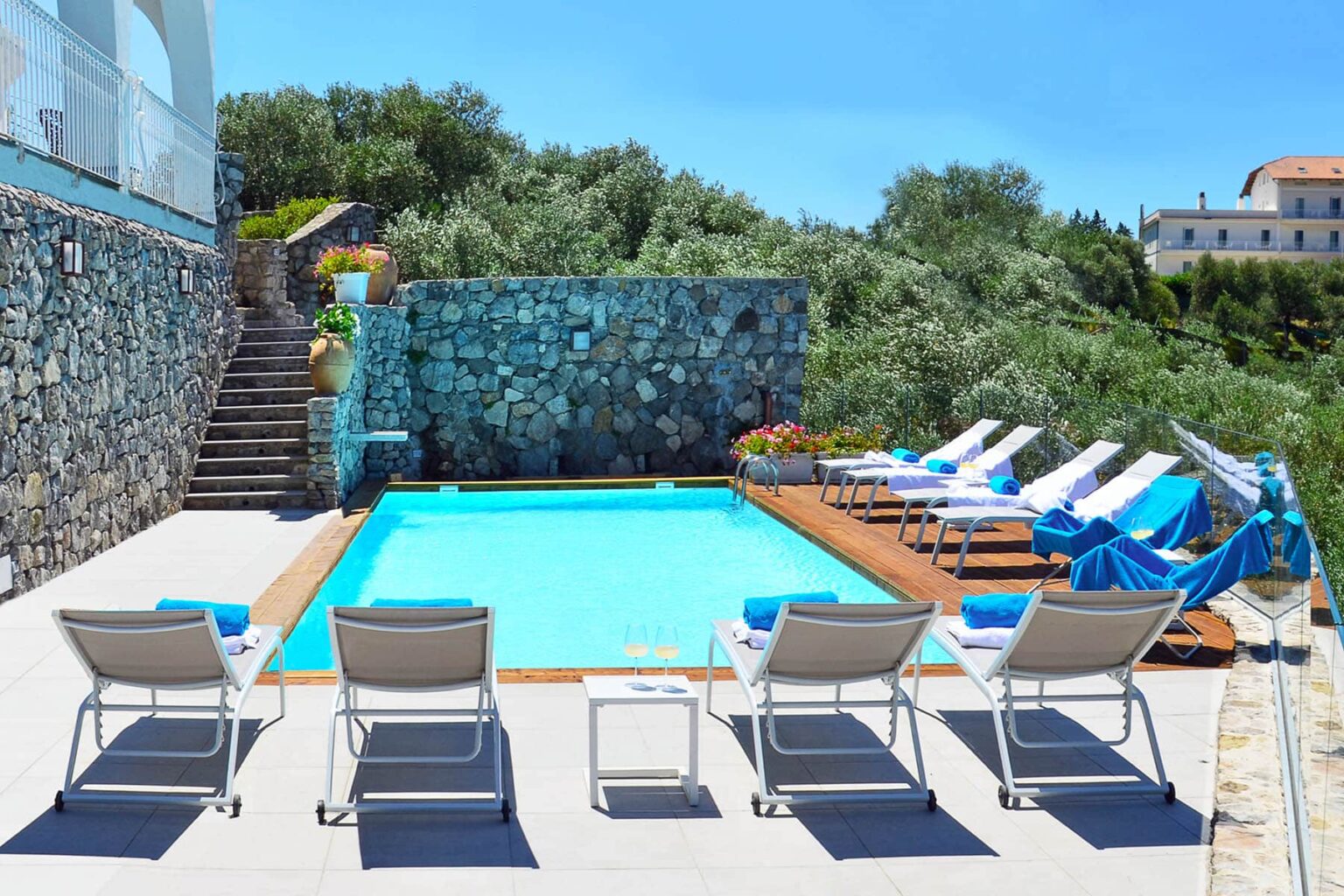 Sorrento Seaview Luxury Villa | Amalfi Coast image 5 | Only on SopranoVillas