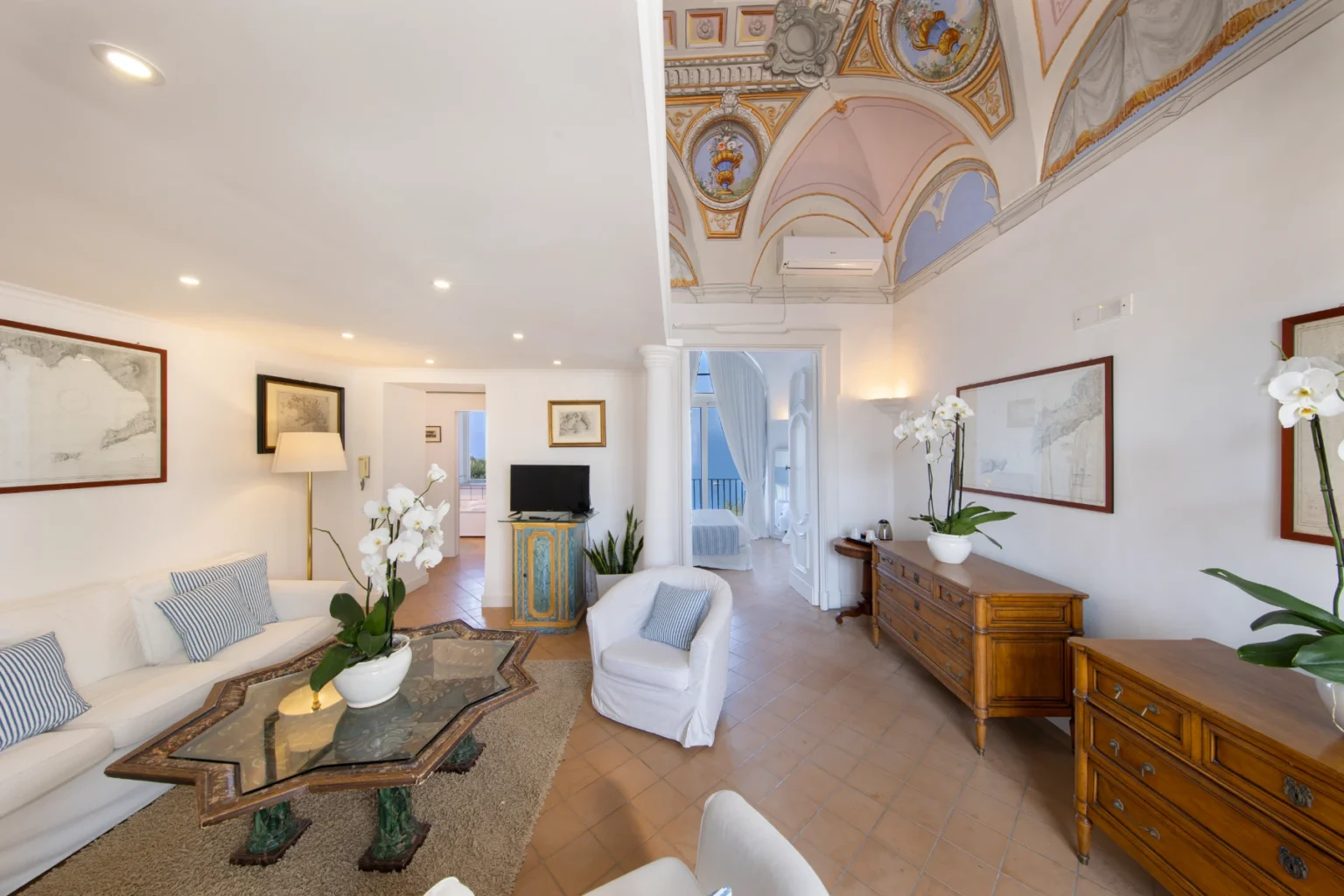 Massa Lubrense Villa | Amalfi Coast image 16 | Only on SopranoVillas