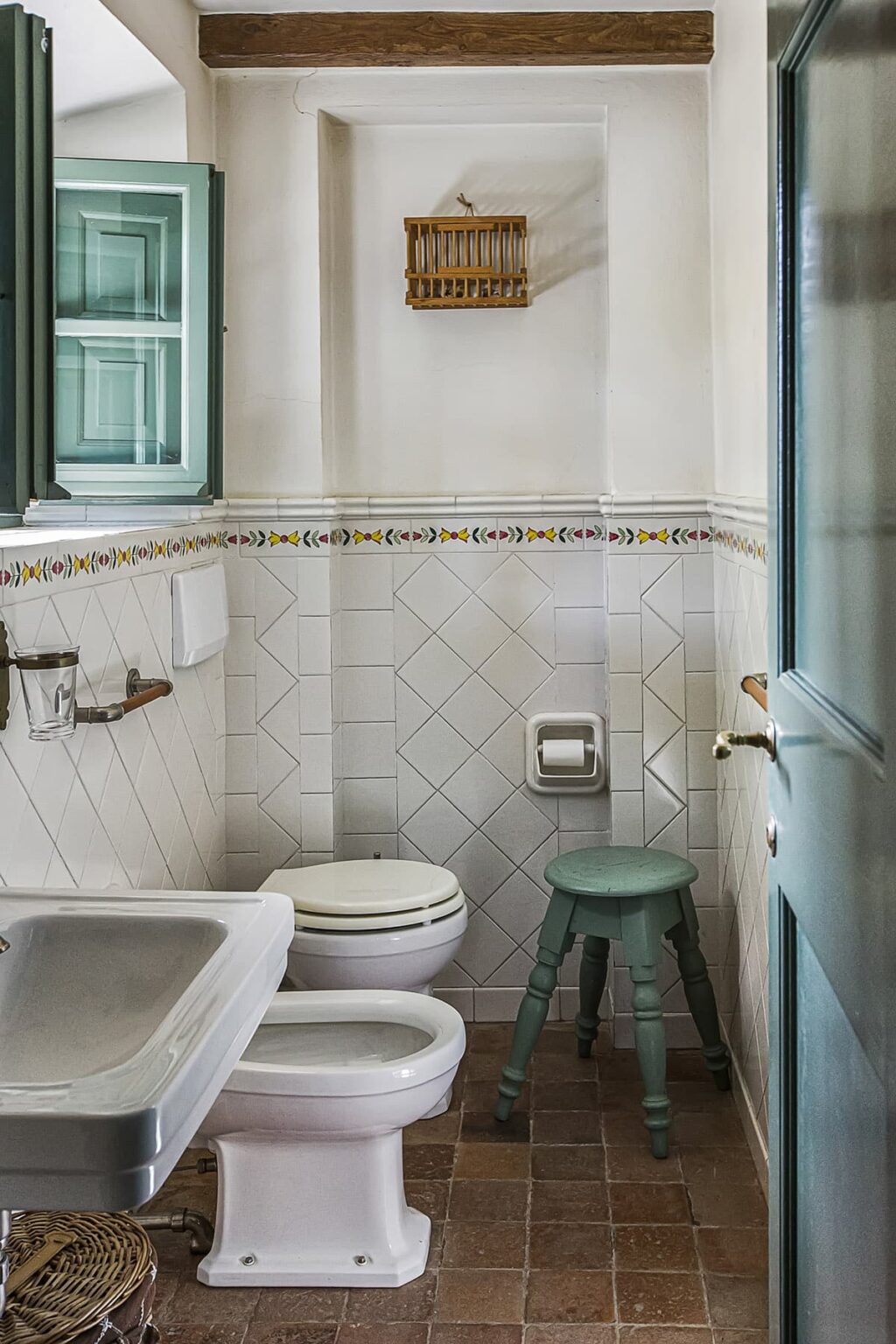 Florence Stylish Villa | Tuscany image 24 | Only on SopranoVillas