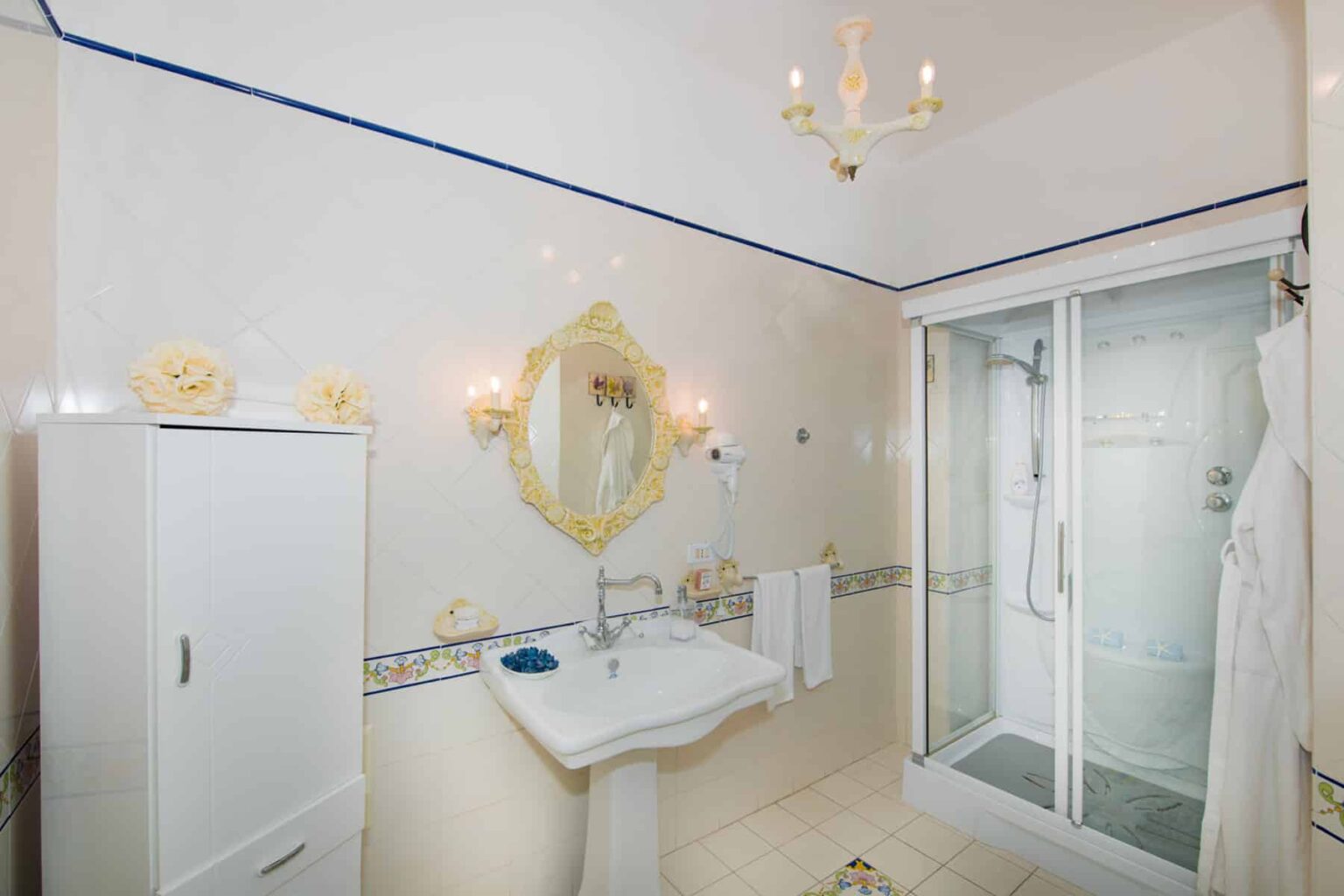 Positano Exclusive Villa | Amalfi Coast image 28 | Only on SopranoVillas