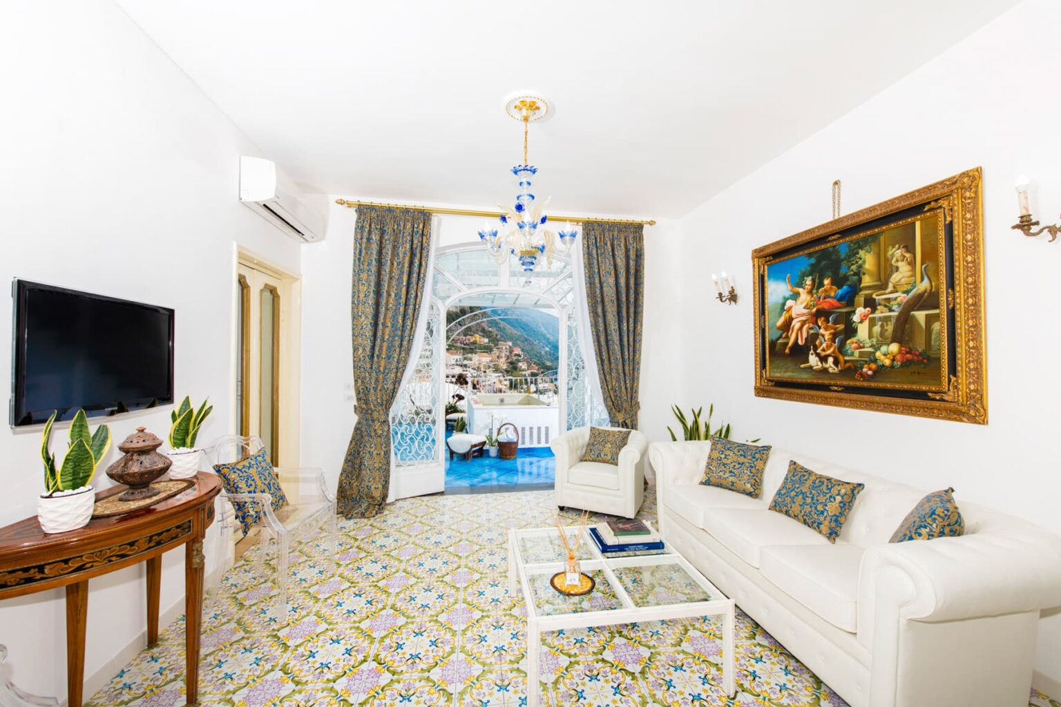 Positano Exclusive Villa | Amalfi Coast image 13 | Only on SopranoVillas