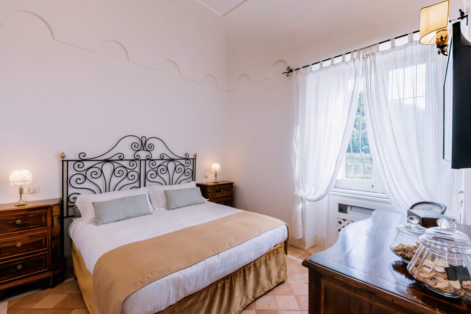 Maiori Elegant Villa | Amalfi Coast image 44 | Only on SopranoVillas