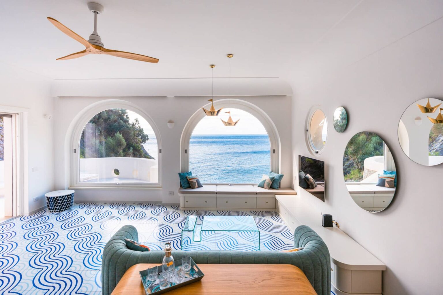 Maiori Seafront Beach Villa  | Amalfi Coast image 21 | Only on SopranoVillas