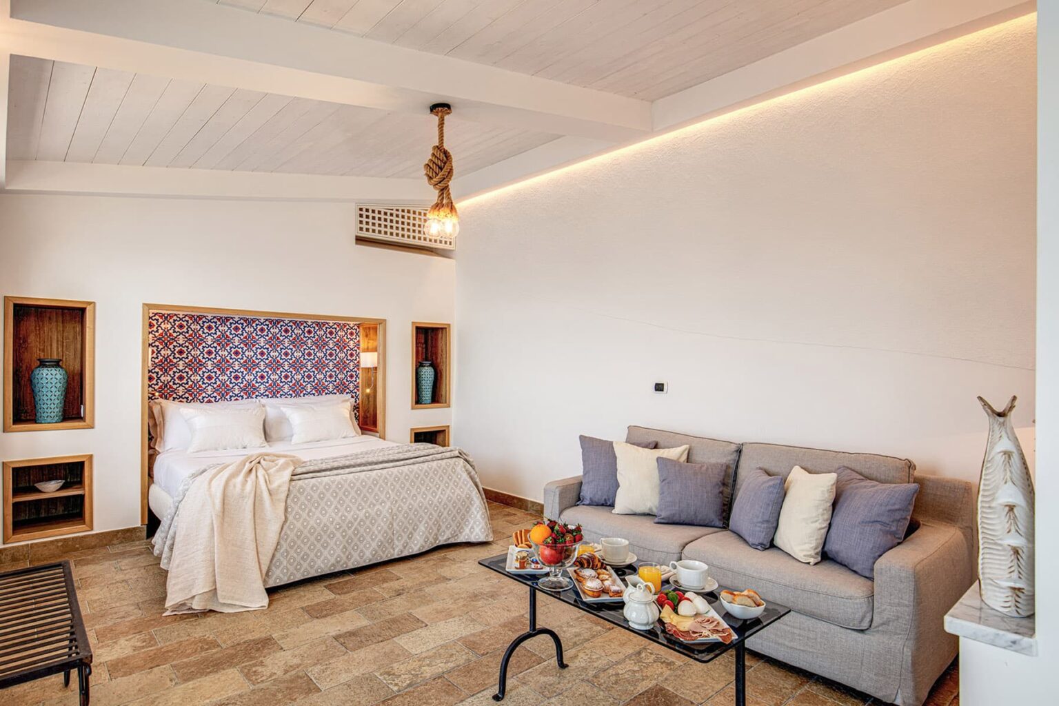 Positano Luxury Villa | Amalfi Coast image 15 | Only on SopranoVillas