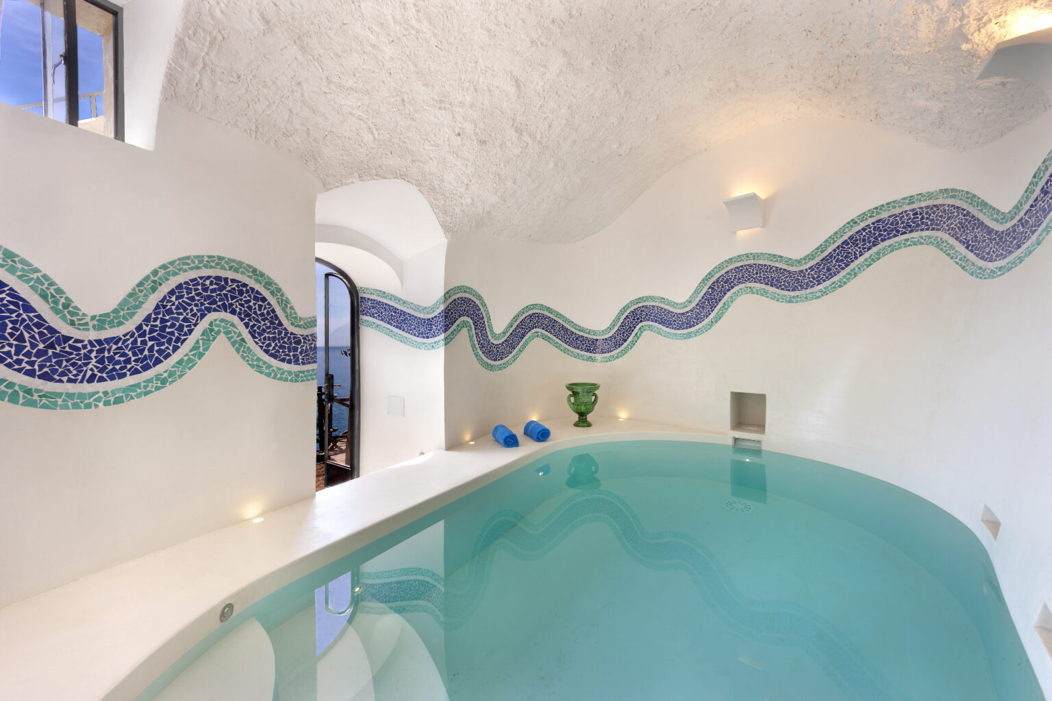 Positano Grand Villa | Amalfi Coast image 18 | Only on SopranoVillas