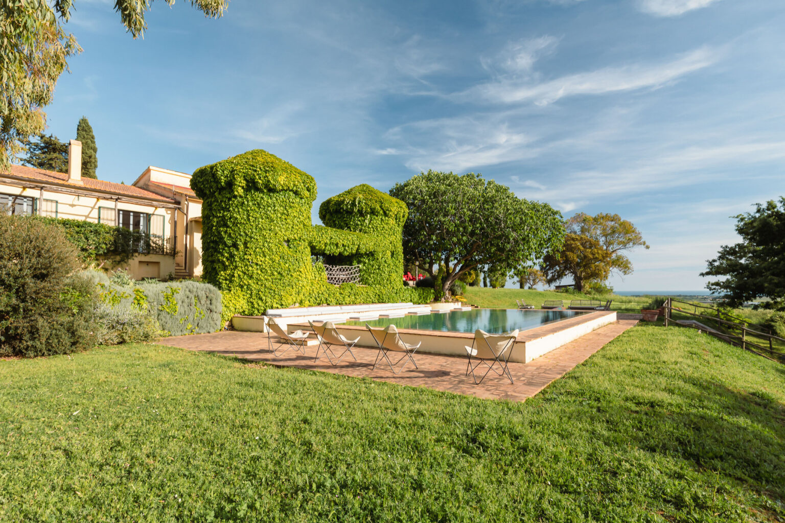 Capalbio Swimming Pool Villa | Tuscany image 37 | Only on SopranoVillas