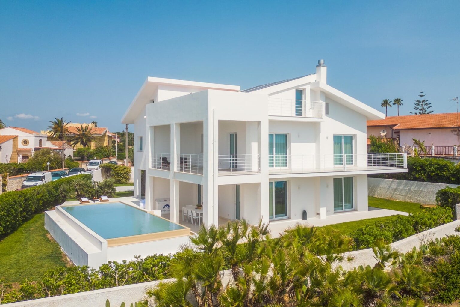 Siracusa Luxury Villa | Only on SopranoVillas