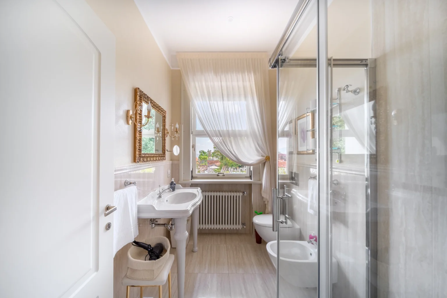 Borromean View Villa | Lake Maggiore image 22 | Only on SopranoVillas