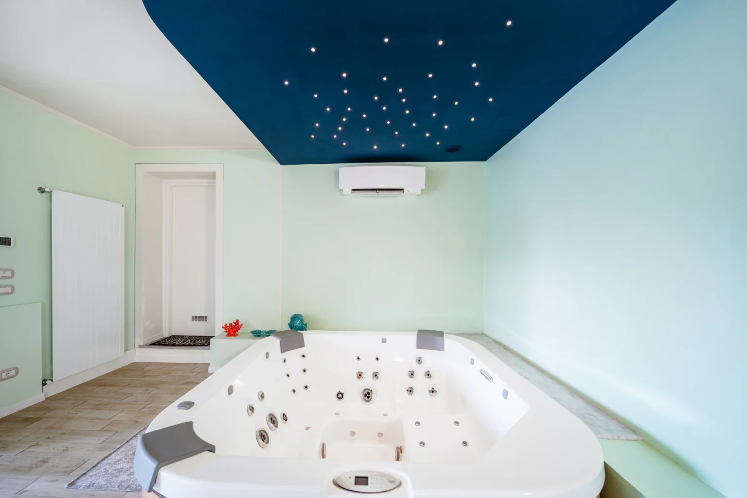 Borromean View Villa | Lake Maggiore image 34 | Only on SopranoVillas