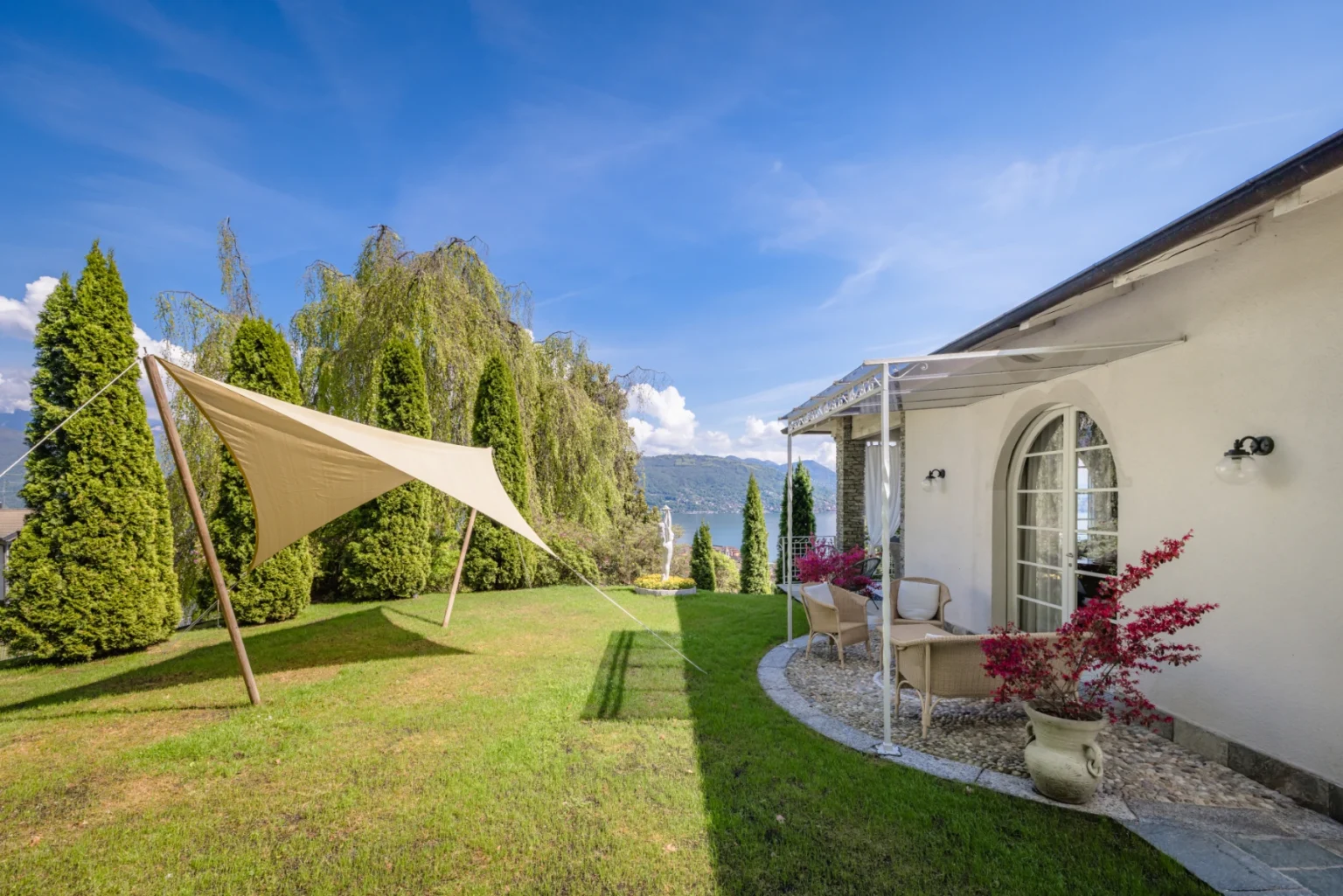 Borromean View Villa | Lake Maggiore image 39 | Only on SopranoVillas