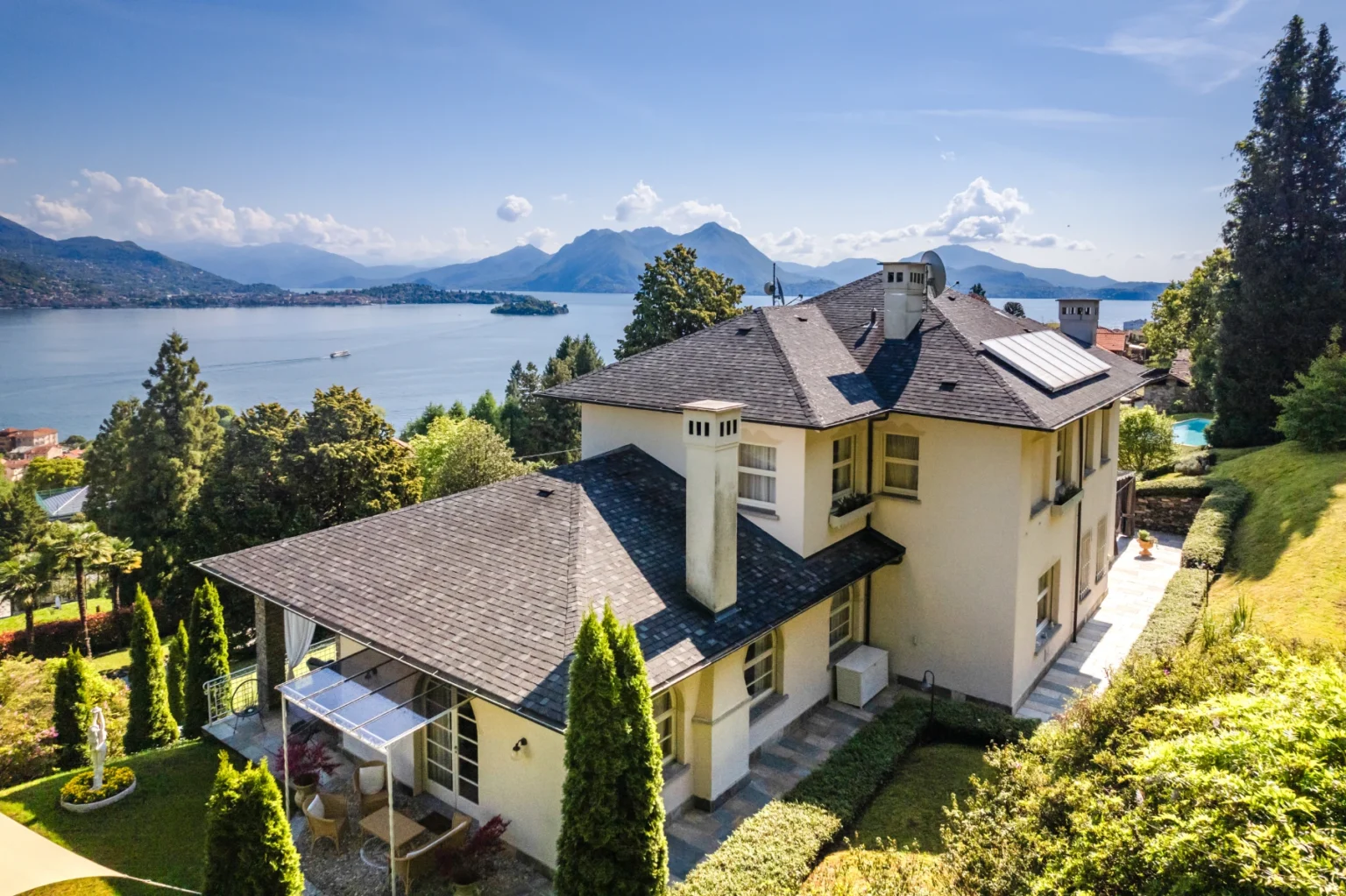 Borromean View Villa | Lake Maggiore image 40 | Only on SopranoVillas