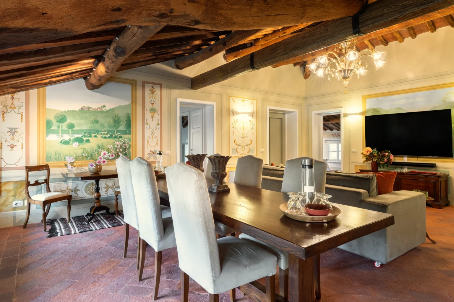 Villa Marie Grand Mansion | Tuscany image 24 | Only on SopranoVillas