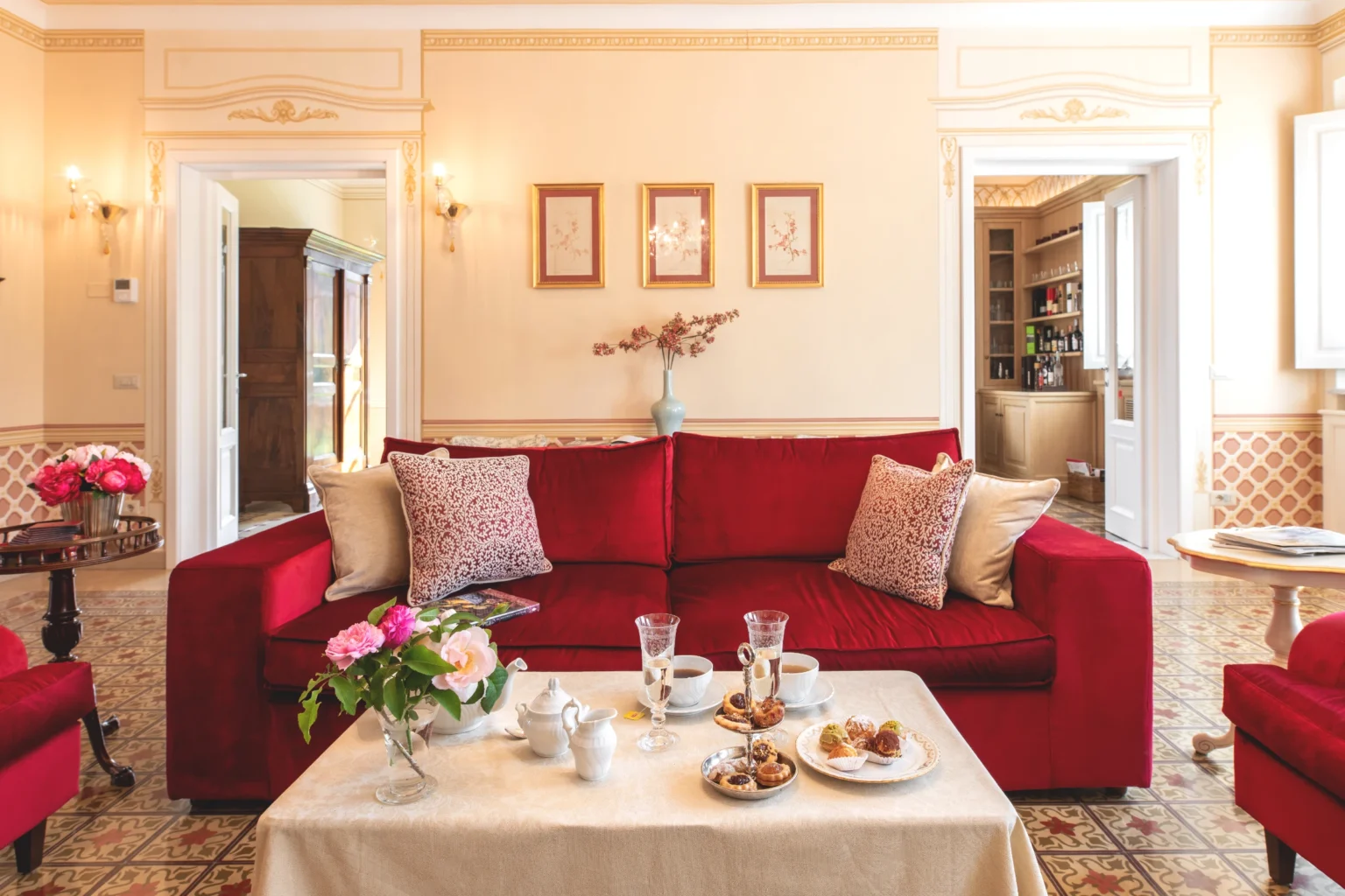 Villa Marie Grand Mansion | Tuscany image 7 | Only on SopranoVillas