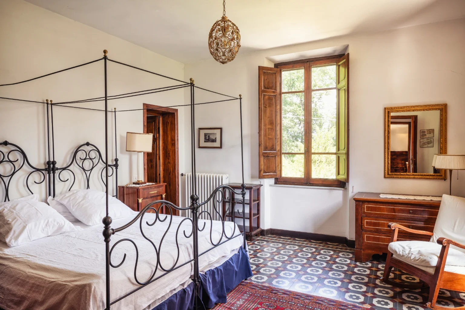 Historical Country Residence | Tuscany image 38 | Only on SopranoVillas