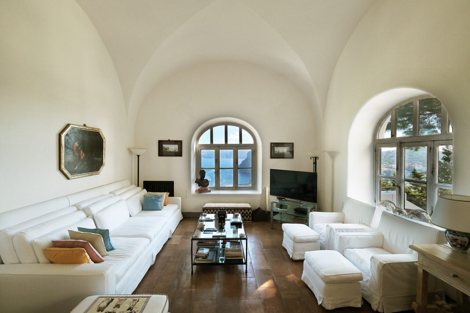 Capri Large Villa | Amalfi Coast image 2 | Only on SopranoVillas