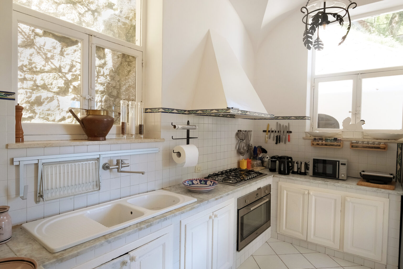 Capri Large Villa | Amalfi Coast image 25 | Only on SopranoVillas