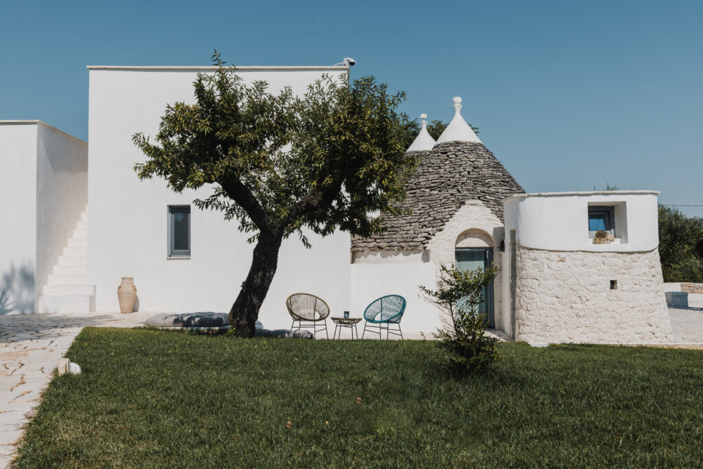 Putigliano-White-Masseria-19 | Only on SopranoVillas