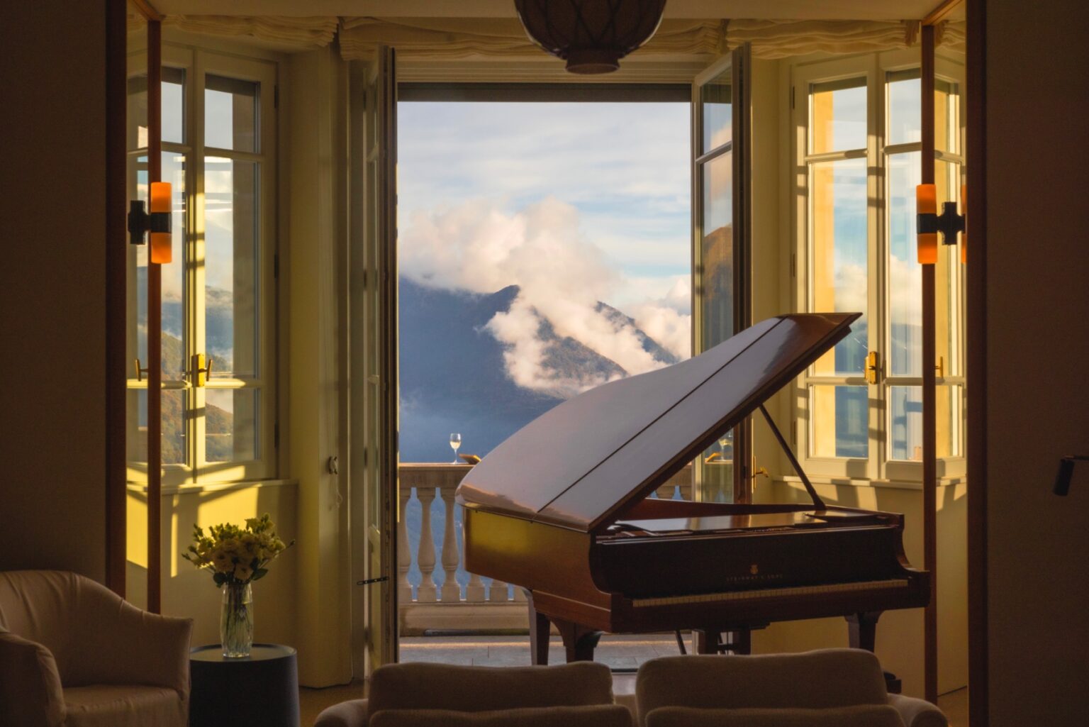 Art Nouveau Luxury Villa | Lake Como image 14 | Only on SopranoVillas