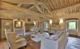  | Only on SopranoVillas