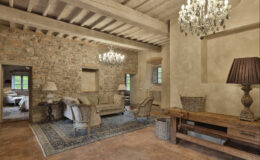  | Only on SopranoVillas