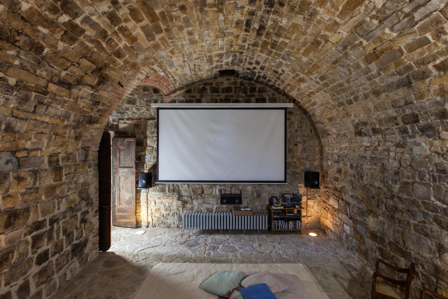 Chianti Stylish Villa | Tuscany image 38 | Only on SopranoVillas