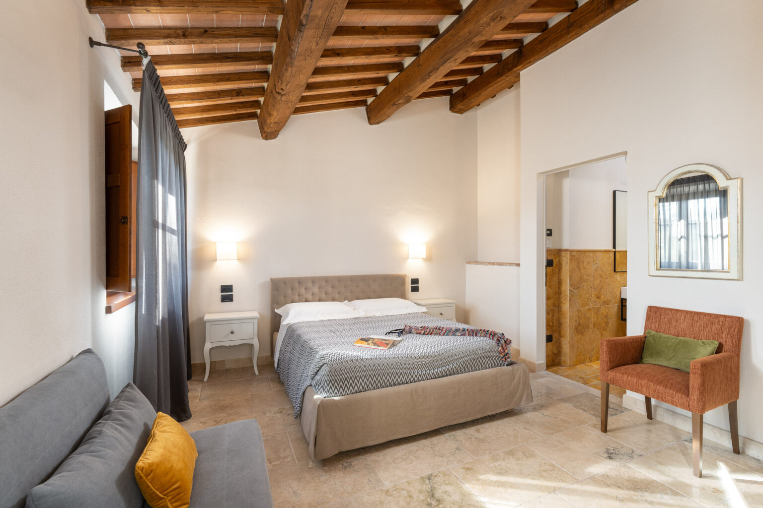 Cortona Luxury Villa | Tuscany image 35 | Only on SopranoVillas