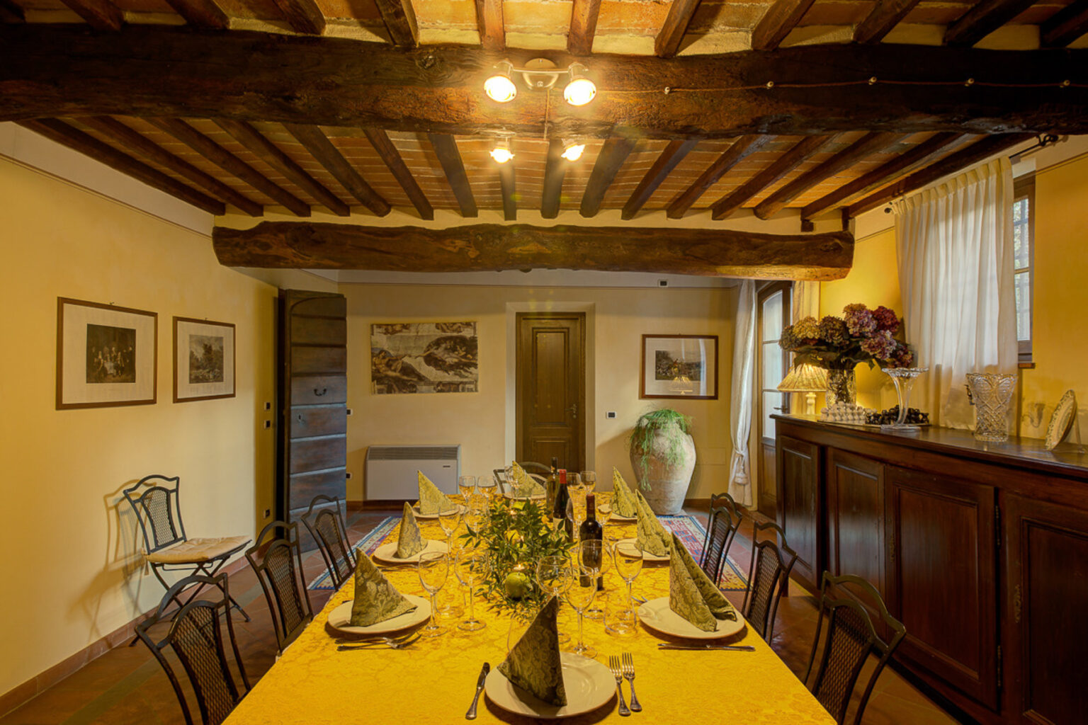 Lucca Elegant Villa | Tuscany image 9 | Only on SopranoVillas