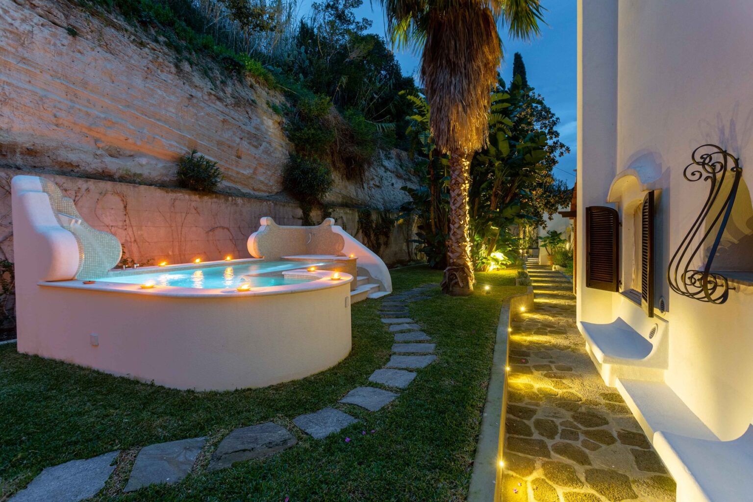 Ischia Majestic Villa | Amalfi Coast image 75 | Only on SopranoVillas