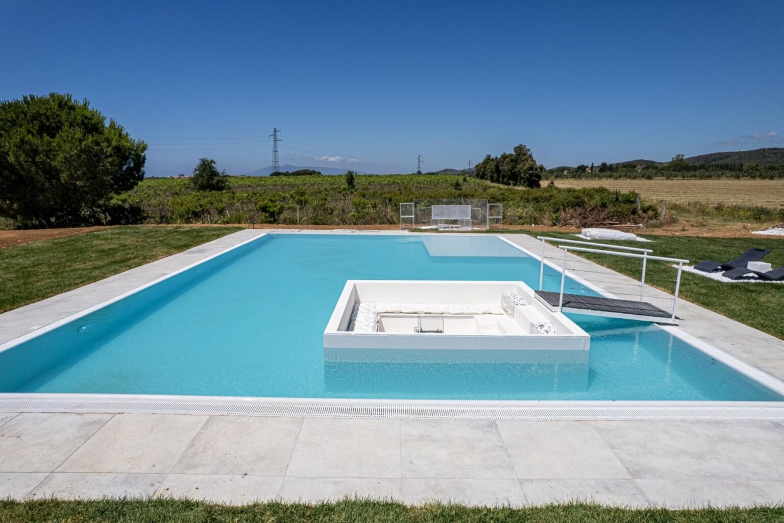 Capalbio White Villa | Tuscany image 7 | Only on SopranoVillas